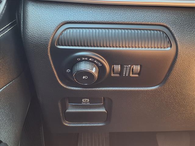 2025 Jeep Wagoneer Base