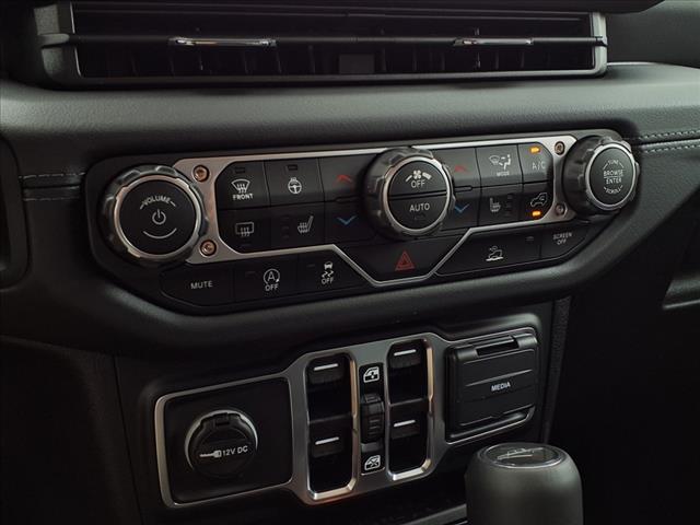 2025 Jeep Gladiator High Tide