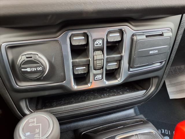 2025 Jeep Gladiator High Tide