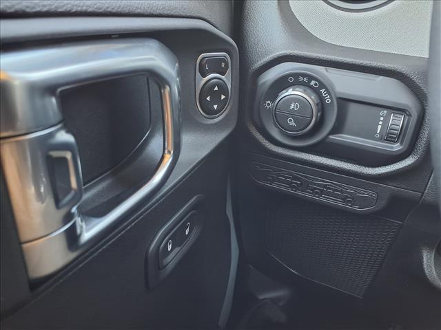 2025 Jeep Gladiator Sport S