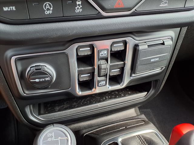 2025 Jeep Gladiator High Tide