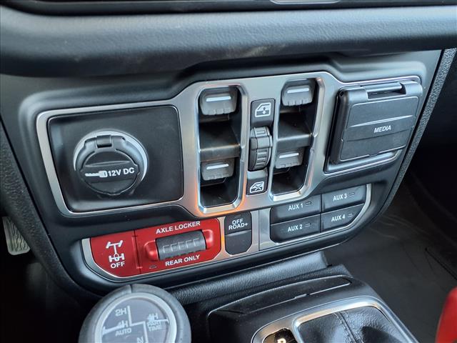 2025 Jeep Gladiator Mojave X