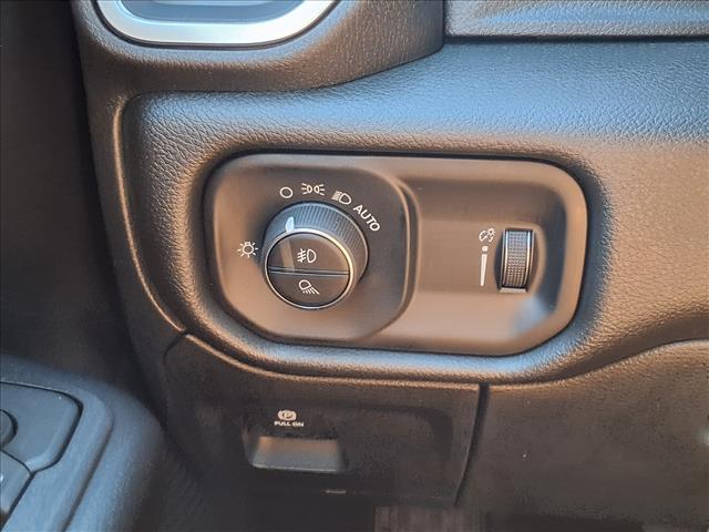 2025 RAM 1500 Express