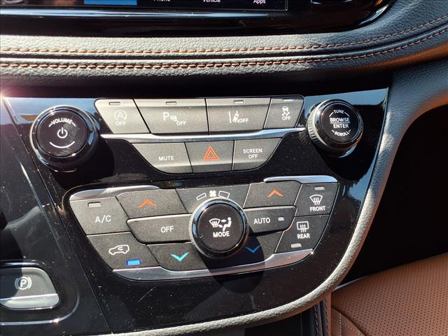 2026 Chrysler Pacifica Pinnacle