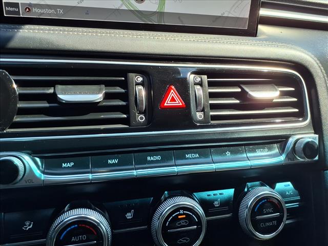 2022 Genesis G70 2.0T