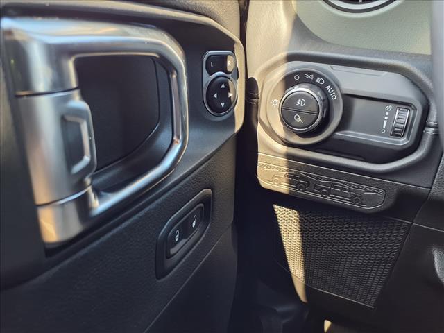 2025 Jeep Gladiator Mojave X