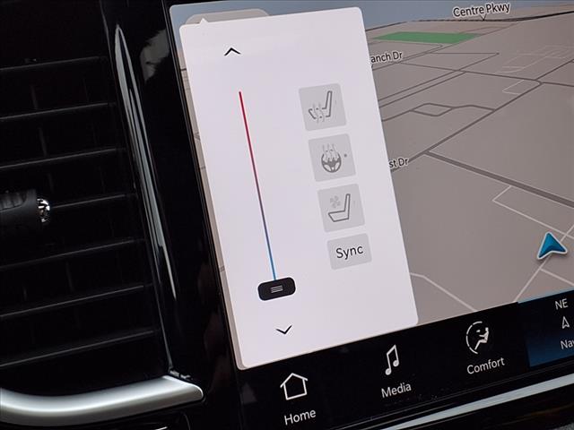 2025 Chrysler Pacifica Plug-In Hybrid Premium S Appearance