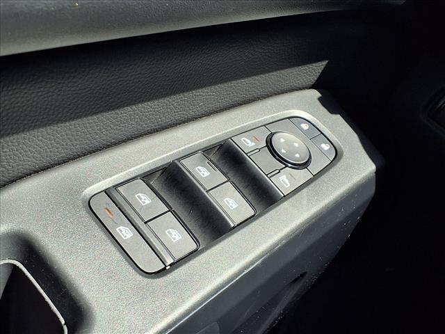 2023 Nissan Pathfinder S