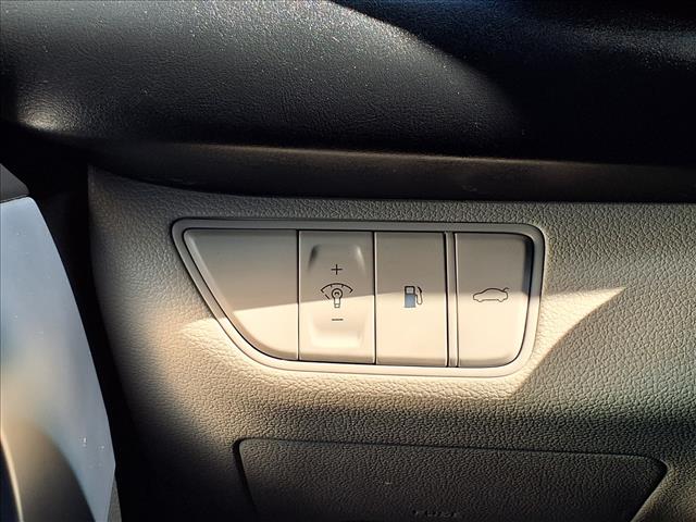 2022 Genesis G70 2.0T