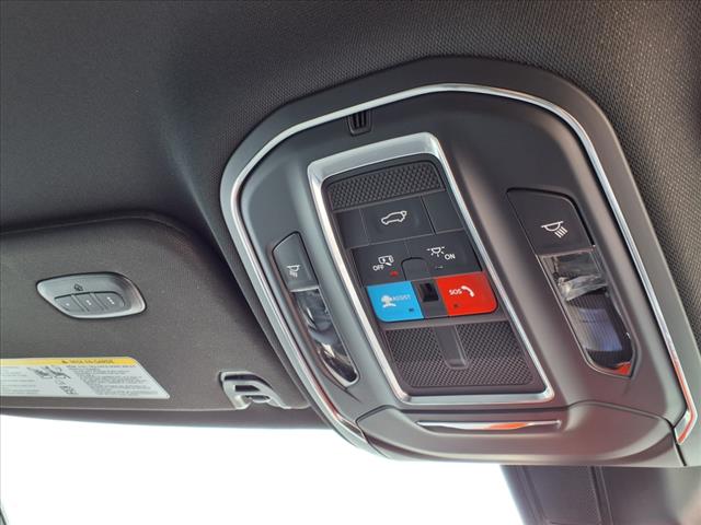 2025 Jeep Wagoneer Base