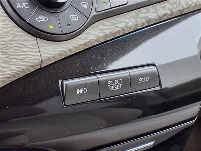 2012 Toyota Sienna LE 7-Passenger Auto Access Seat