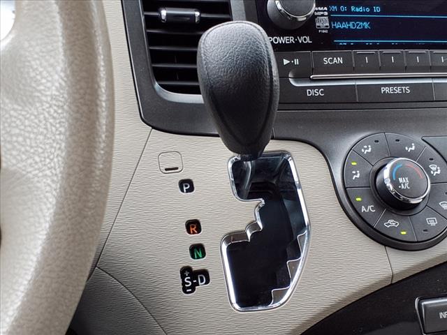 2012 Toyota Sienna LE 7-Passenger Auto Access Seat