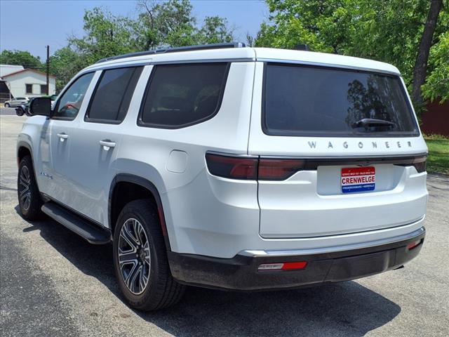 2025 Jeep Wagoneer Base