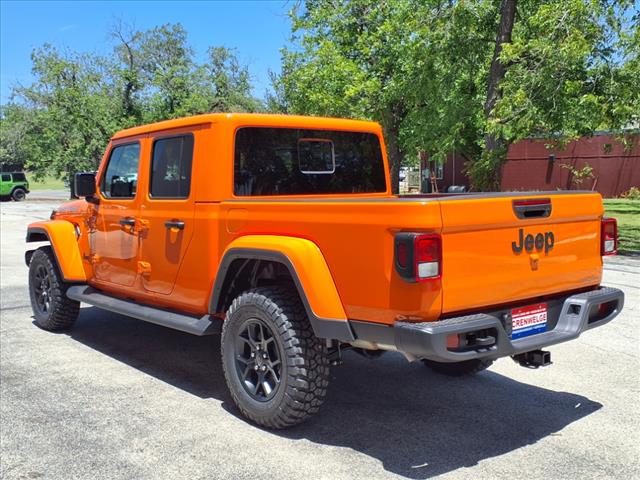 2025 Jeep Gladiator High Tide