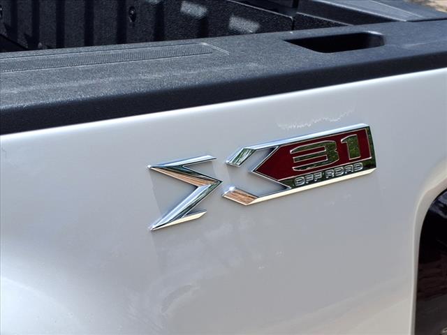 2025 GMC Sierra 2500HD SLT