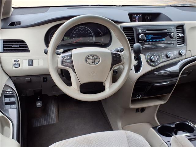 2012 Toyota Sienna LE 7-Passenger Auto Access Seat