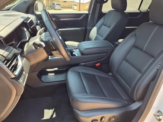 2024 GMC Acadia Elevation