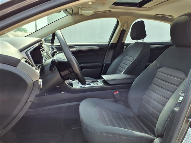 2020 Ford Fusion SE