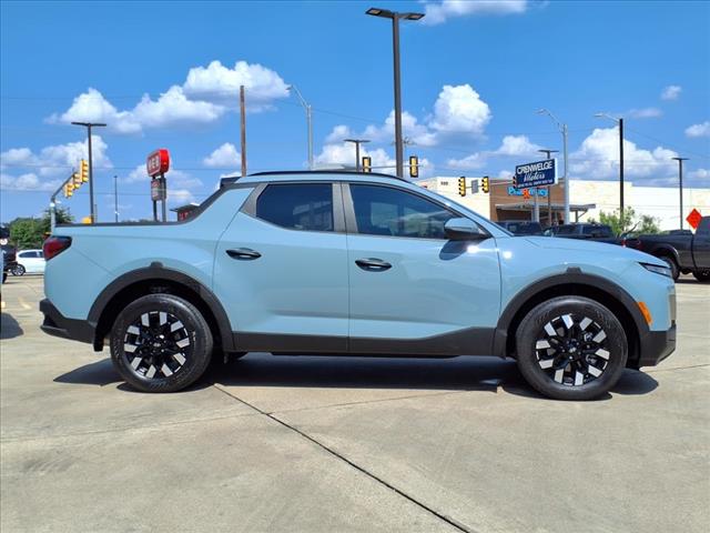 2025 Hyundai SANTA CRUZ SEL Activity