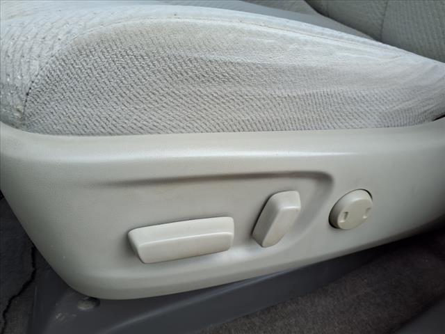 2012 Toyota Sienna LE 7-Passenger Auto Access Seat