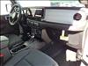 2025 Jeep Gladiator Sport S - thumbnail 4