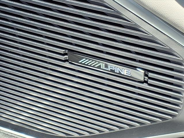 2025 Jeep Wagoneer Base