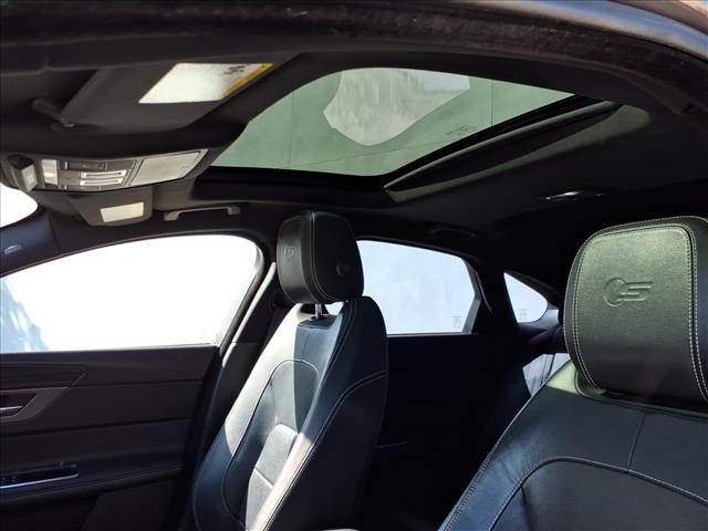 2016 Jaguar XF S