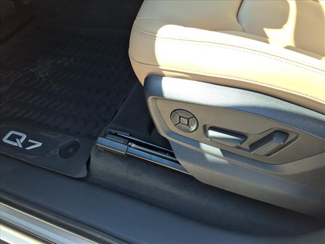 2020 Audi Q7 quattro Premium 55 TFSI