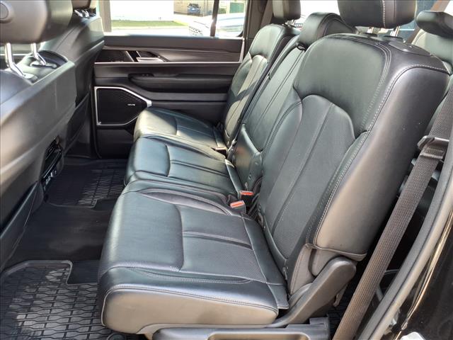 2024 Jeep Wagoneer L Series III