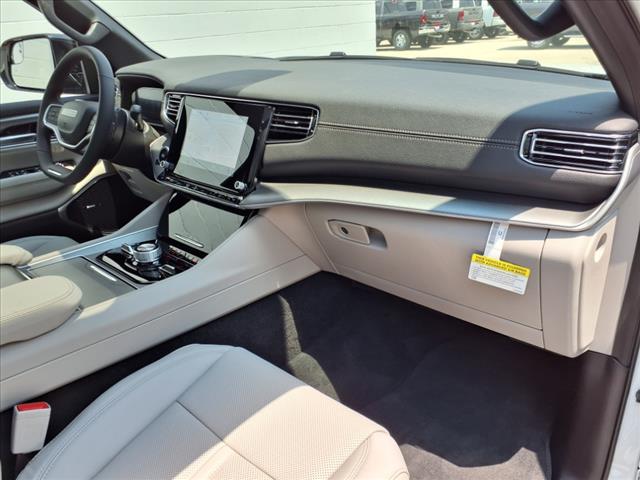 2025 Jeep Wagoneer Super