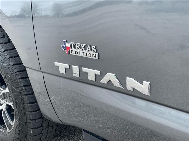 2023 Nissan Titan SV