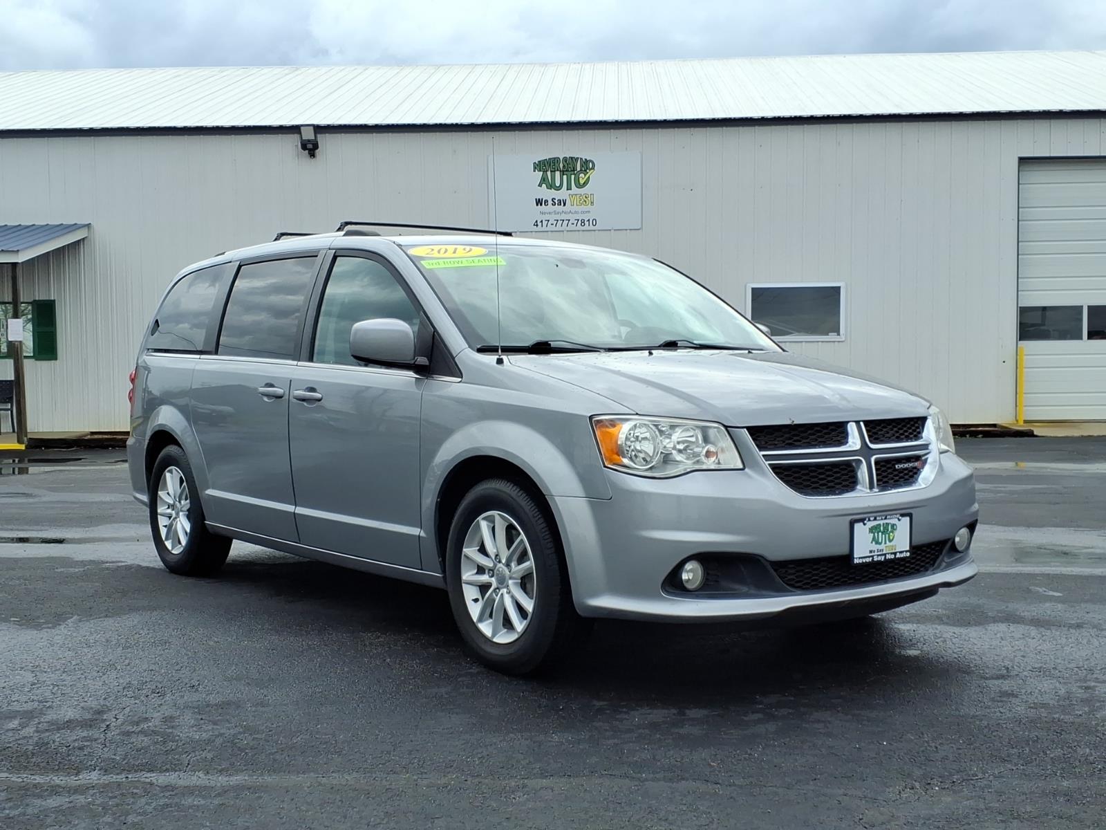 2019 Dodge Grand Caravan Billet Clear Coat Minivan Automática