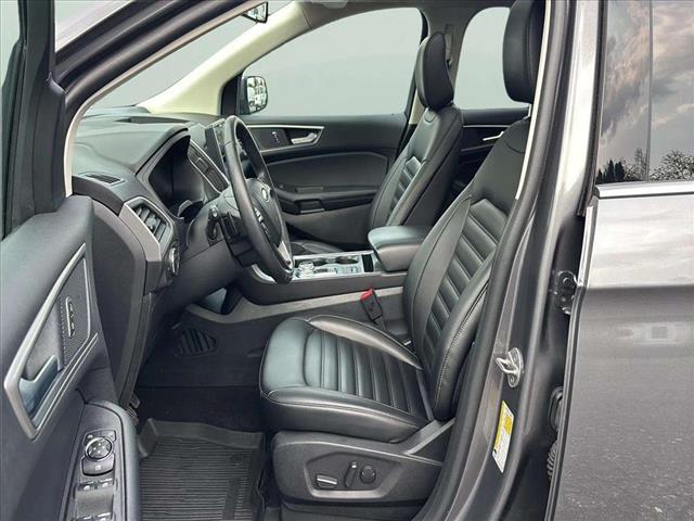 2022 Ford Edge SEL - Photo 11