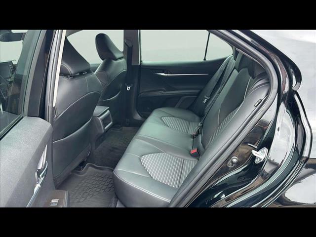 2022 Toyota Camry SE - Photo 11