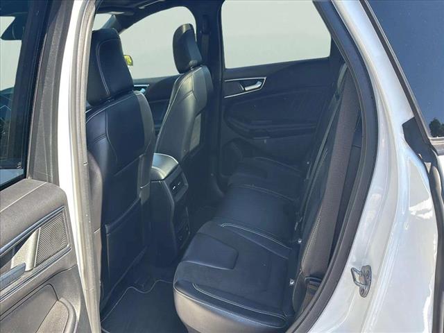 2022 Ford Edge ST - Photo 12