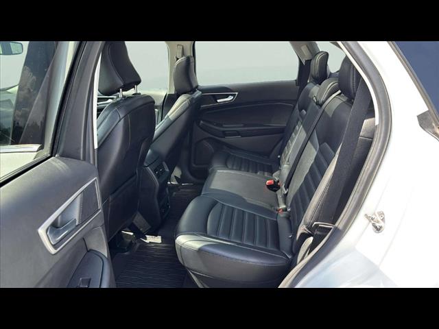 2022 Ford Edge SEL - Photo 12