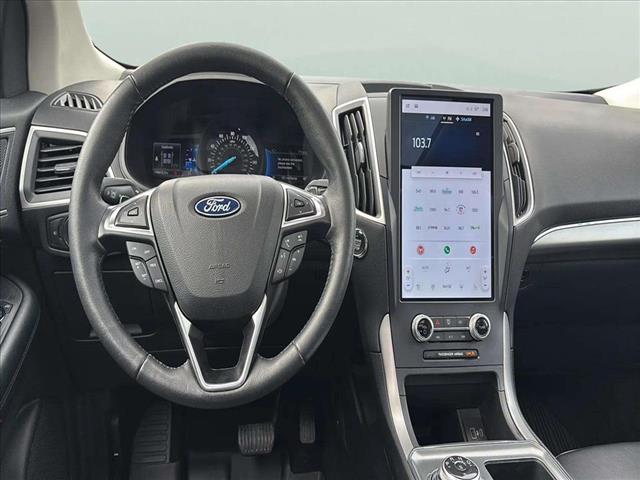 2022 Ford Edge SEL - Photo 13