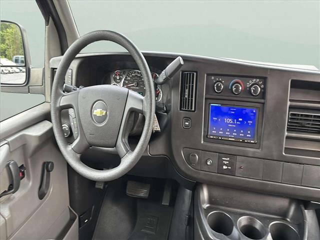 2013 Chevrolet Express LS 2500 - Photo 14