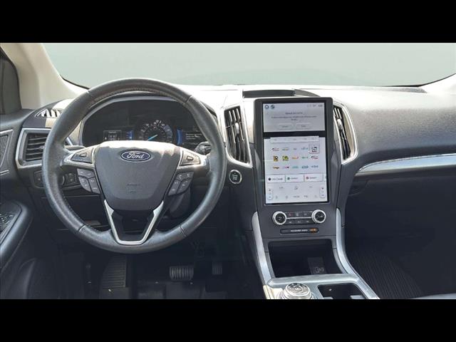 2022 Ford Edge SEL - Photo 16