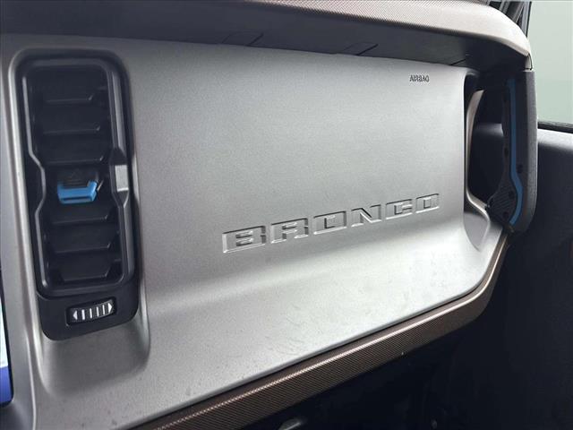 2021 Ford Bronco Outer Banks - Photo 18