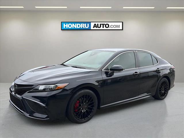 2022 Toyota Camry SE - Photo 1