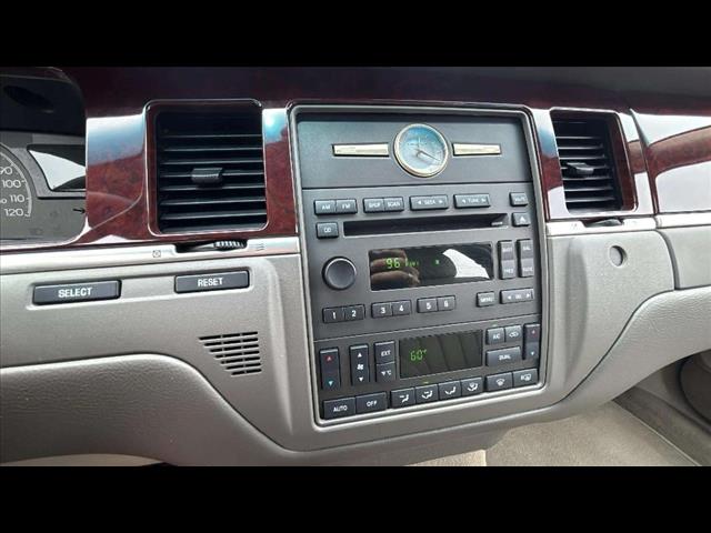 2005 Lincoln Town Car Signature - Photo 20