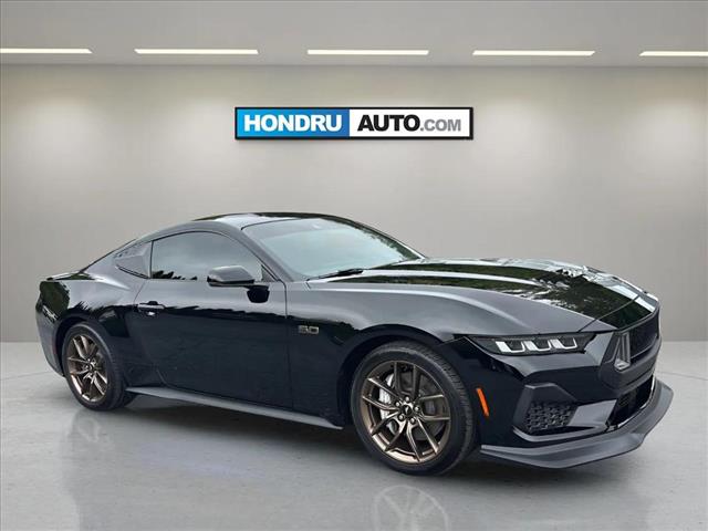 2024 Ford Mustang GT Premium - Photo 2