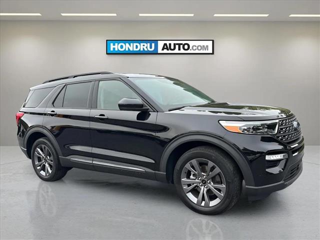 2022 Ford Explorer XLT - Photo 2