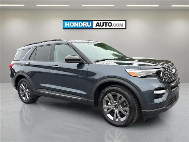 2022 Ford Explorer XLT - Photo 2