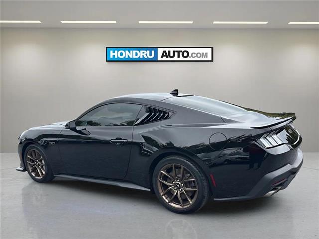 2024 Ford Mustang GT Premium - Photo 3