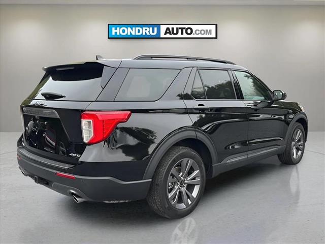 2022 Ford Explorer XLT - Photo 4