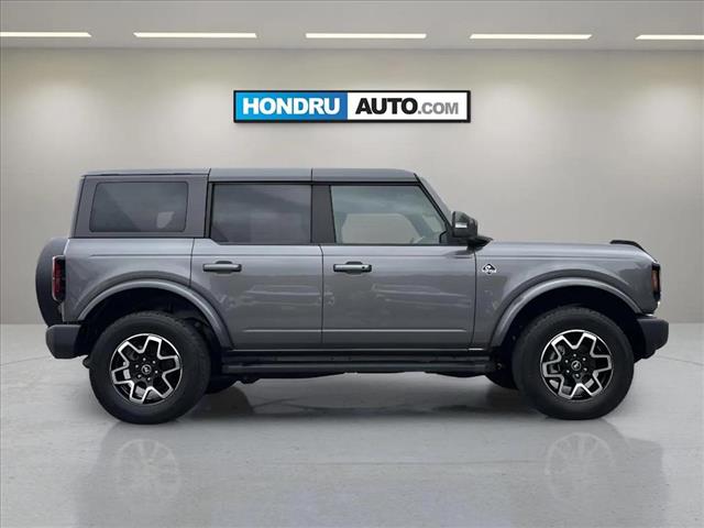 2021 Ford Bronco Outer Banks - Photo 6