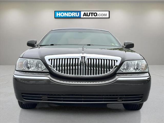 2005 Lincoln Town Car Signature - Photo 7
