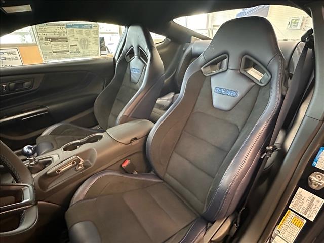 2025 Ford Mustang Dark Horse - Photo 8